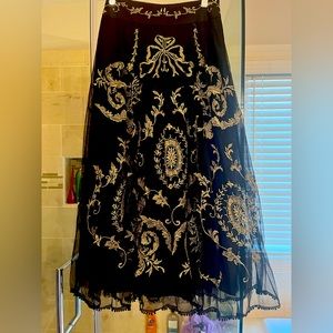 Motif Premium Embroidery Mesh Overlay Skirt